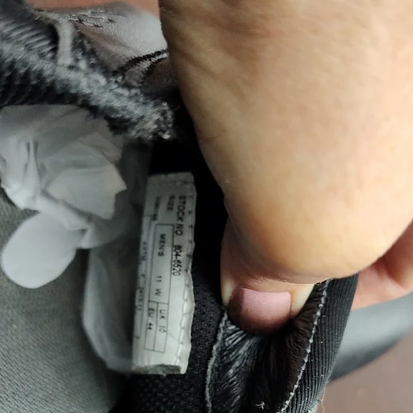 Thorogood Athletic Slip Resisting Black Slip-On Shoes T - Picture 8 of 11